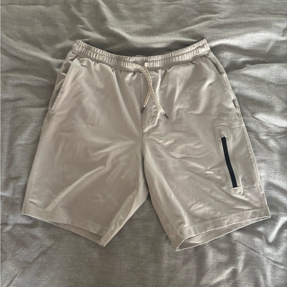 Vuori Sunday Performance Shorts